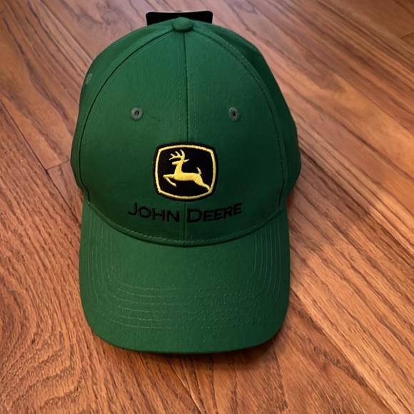 John Deere tee and hat bundle - Picture 5 of 8